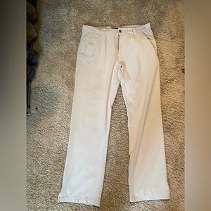 Oakley golf pants, beige color, stretch material, lightweight, 34x32